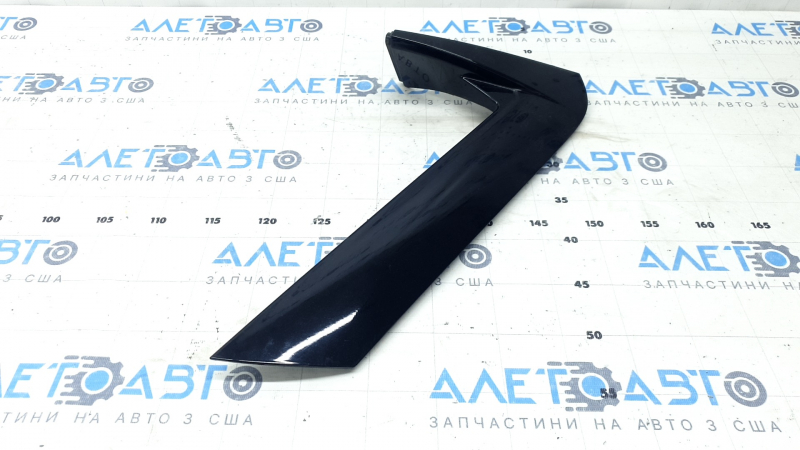Right rear window molding for Lincoln Corsair 20-26