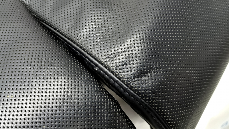 Lincoln Corsair 20-22 passenger seat cushion upholstery, black leather, perforated, heated, ventilated, scratches, dented