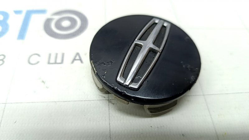 Lincoln Corsair 20-26 55/51mm Wheel Center Cap Corrosion