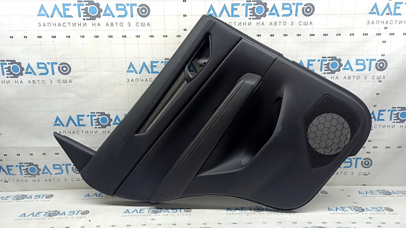 Rear left door panel for Mazda CX-5 17-23 with black leather insert, gray leather armrest, butt, needs cleaning, scratches