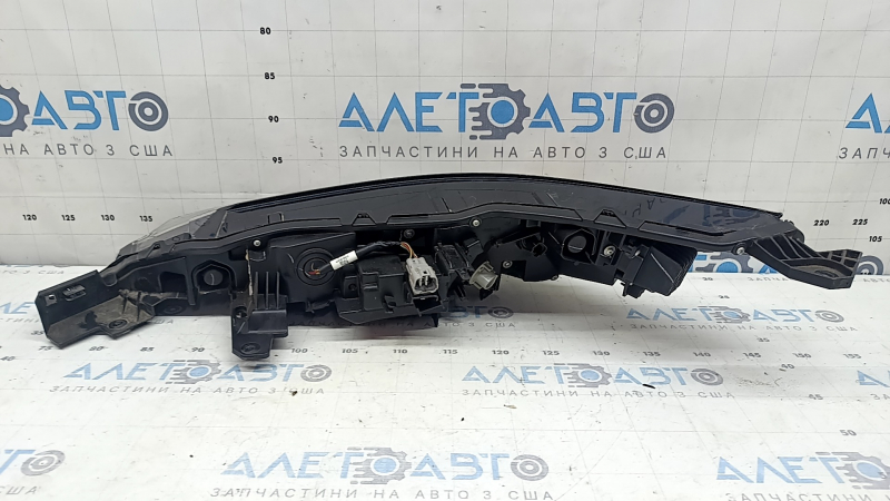 Right turn signal DRL for Nissan Rogue 21-26 halogen + LED built by us