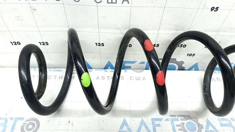 Rear left spring for Nissan Rogue 21-26 AWD, stiffness: 2 red, 1 green