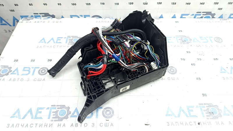 Right underhood fuse box for Toyota Rav4 16-18 hybrid with housing