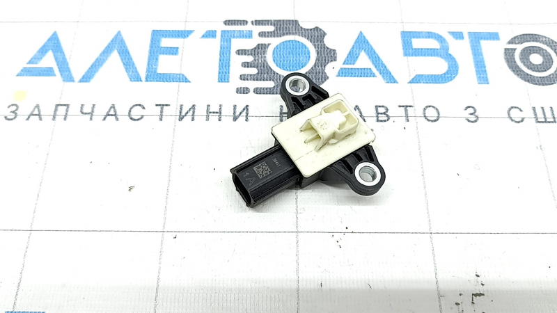 Right door airbag sensor for a Hyundai Azera 12-17