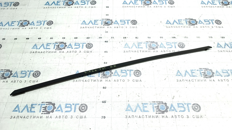 Upper rear right door molding for Kia Sportage 23-26, matte black, broken mount