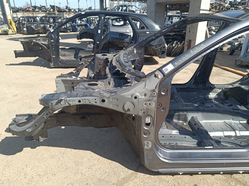 Front left quarter panel of a 13-17 Honda Accord, graphite, bumper