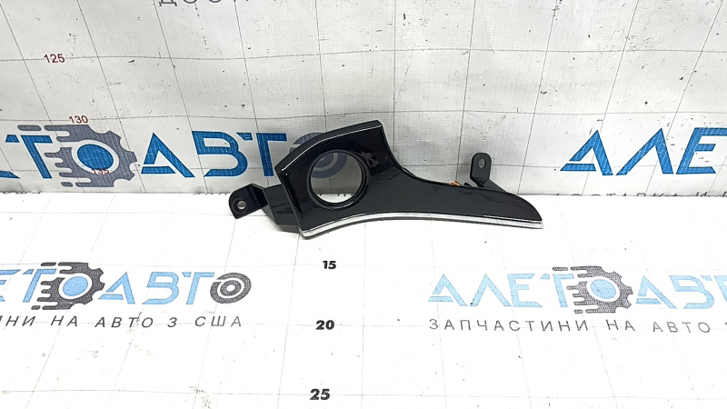 Right front panel trim for the Start-Stop button on a Jeep Grand Cherokee WK2 16-21, black with chrome