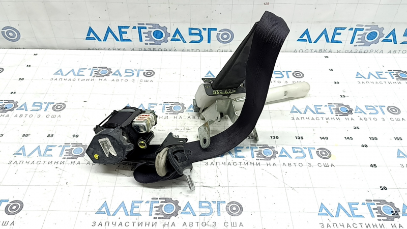 Driver's seat belt with tensioner for Nissan Leaf 13-17, black, crack in fastening