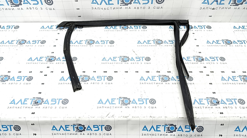 Upper rear left door molding for Ford Fusion mk5 17-20 matte with glass seal