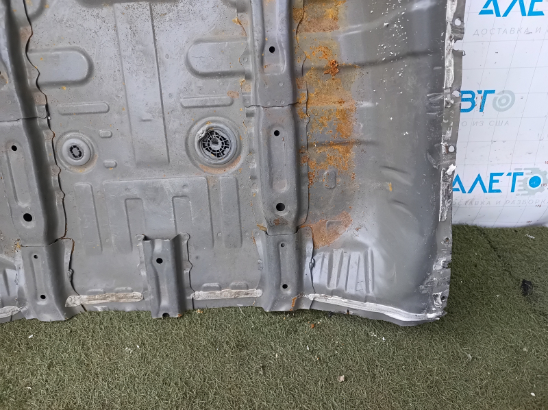 Honda CRV 23-26 HEV trunk tray on the body