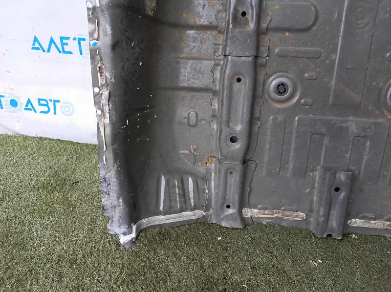 Honda CRV 23-26 HEV trunk tray on the body