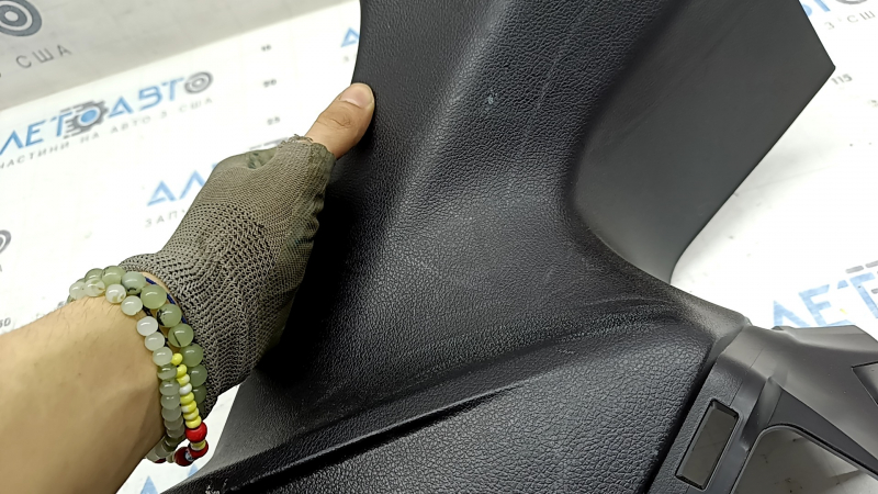 Left rear pillar trim for Subaru Outback 15-19, black, scratches