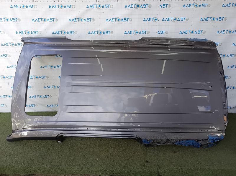 Metal roof for Toyota Sienna 21-24 with sunroof and dents