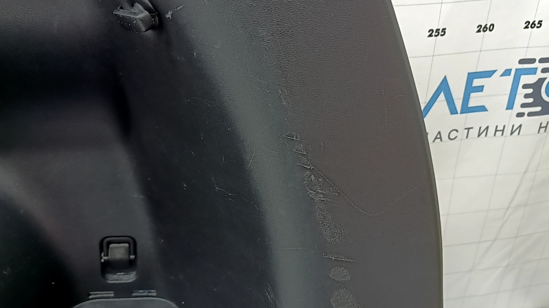 Right arch trim for Hyundai Tucson 2020-2026, black, 1.6T HEV, PHEV, with hooks, scratches, broken fastener