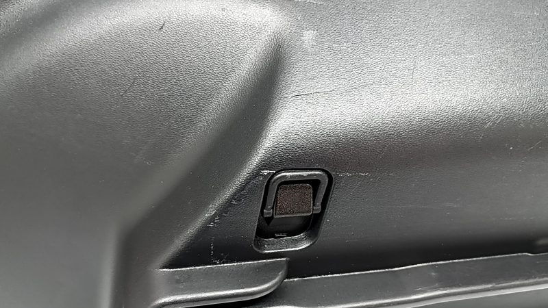 Right arch trim for Hyundai Tucson 2020-2026, black, 1.6T HEV, PHEV, with hooks, scratches, broken fastener