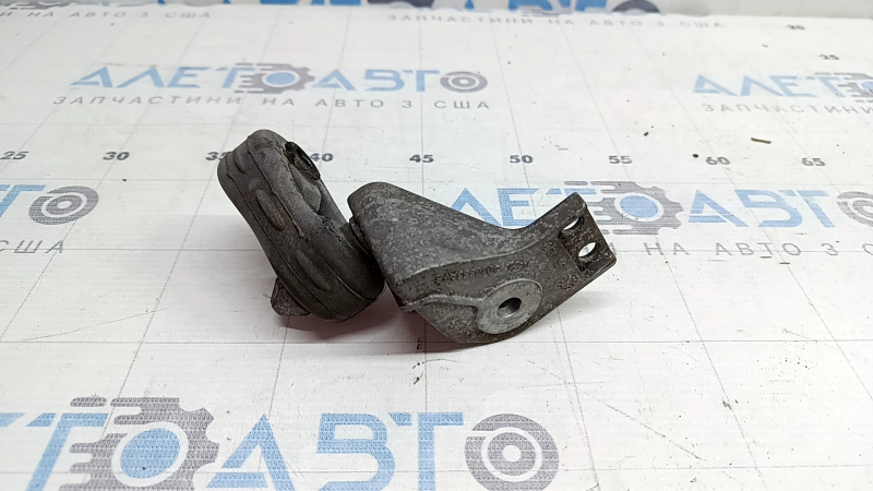 Left muffler bracket in front of the barrel for VW Jetta 22-26 1.5T with rubber