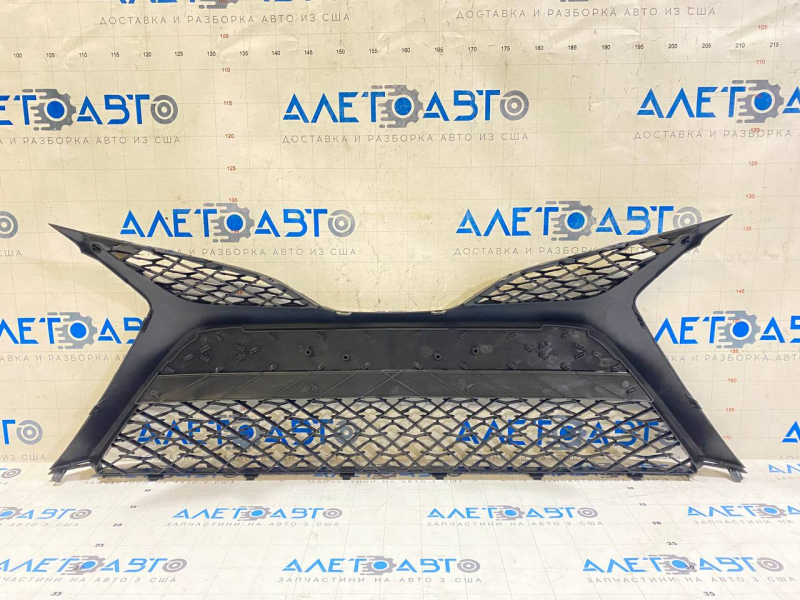 Toyota Camry v70 18-20 SE/XSE front bumper lower grille, gloss black