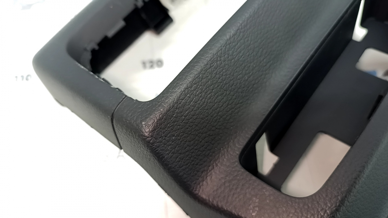 Audi Q5 80A 18-24 rear center console trim, black with lower trim, worn