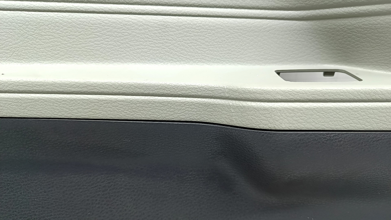 Rear left door panel for Toyota Sienna 21-26 with curtain, dark gray with gray, scratched, ready for dry cleaning