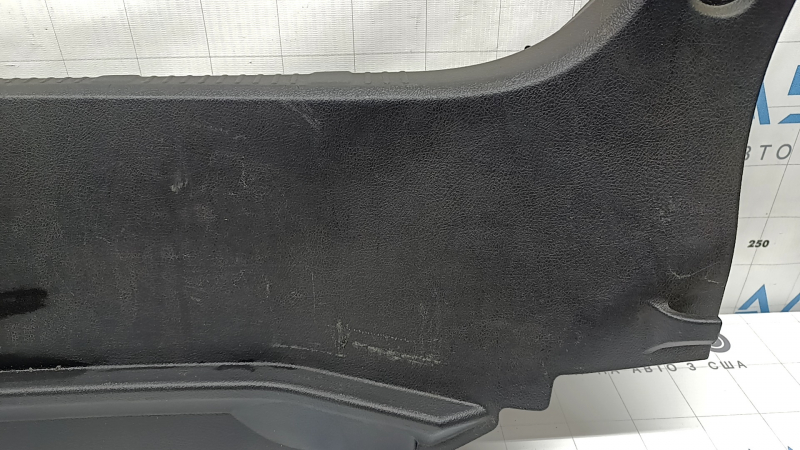 The trunk opening trim for a Toyota Avalon 13-18 is black, worn, the fastener is broken, the plastic has turned white.