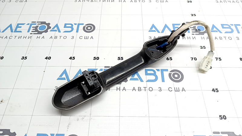 Toyota Sienna 22-26 outer rear right door handle with button and chrome molding