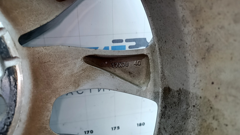 R17 x 7J Toyota Sienna 21-26 light curb rim