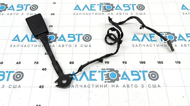 Nissan Rogue 21-26 black driver's seat belt latch with sensor, long wire