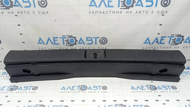 Hyundai Tucson 16-21 trunk opening trim, black, scratches, broken fasteners