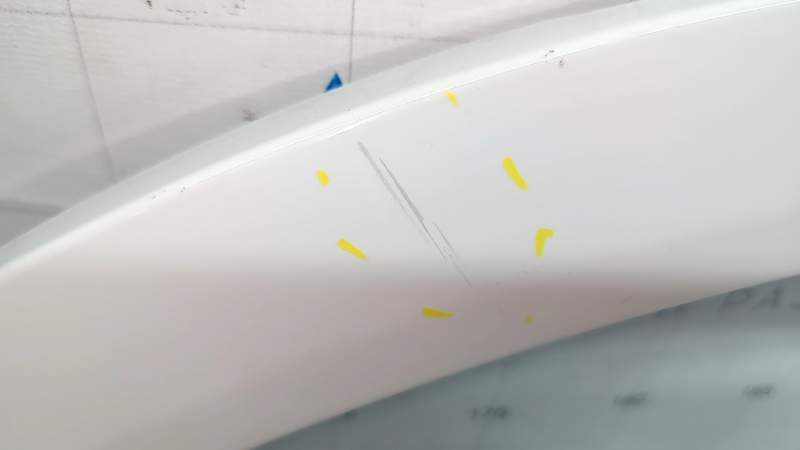 BMW X7 G07 19-26 rear left fender arch trim, white, scratches