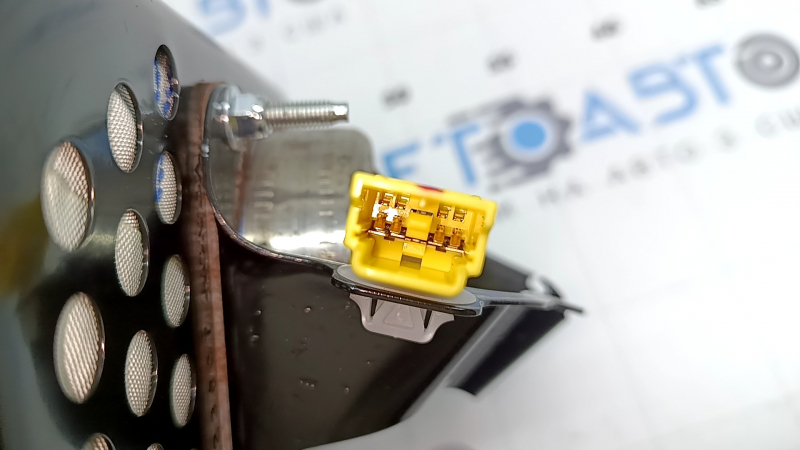 Honda Civic XI FE/FL 22-26 passenger airbag in the dashboard