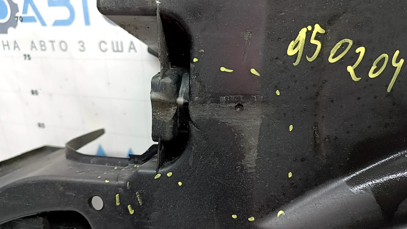 Right fuel tank guard Toyota Prius 50 19-22 AWD tears, cracks, scuffs