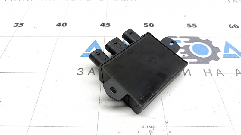 Foot-operated trunk release for BMW 4 Series F32/36 15-20 Coupe, Gran Coupe