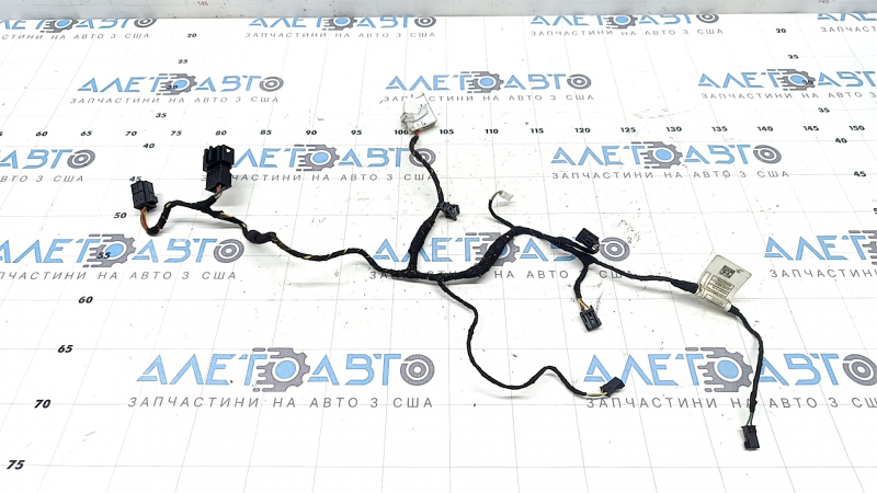 Wiring for the heater in the 3rd row of the BMW X7 G07 19-26