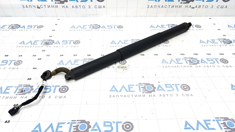 Right tailgate shock absorber for Audi Q5 80A 18-21 electric, seal dried out