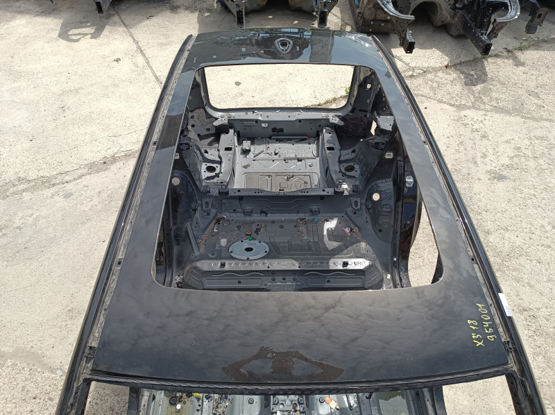 Metal roof for BMW X3 G01 18-24 with panoramic window on the body, dented