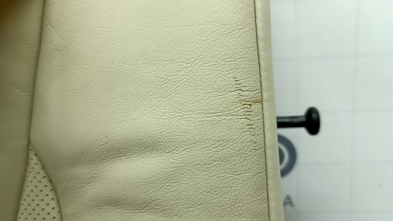 Right rear seat backrest, 2nd row, Lexus RX350 RX450h 13-15, without airbag, beige leather, perforation, with beige seat belt, needs cleaning, scratches, dented