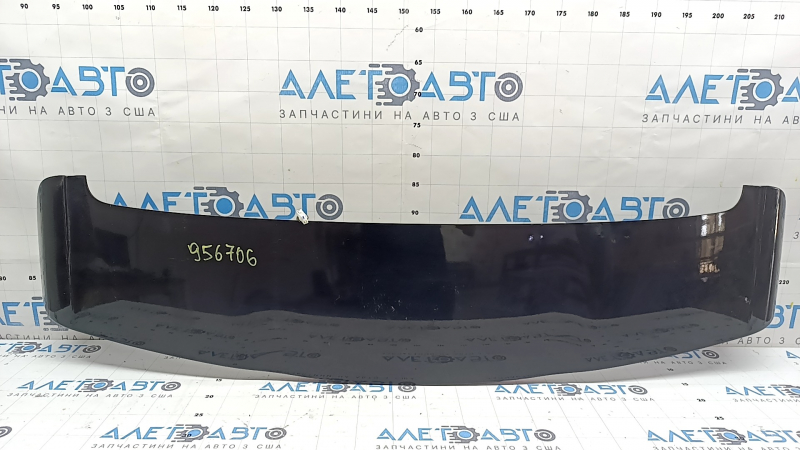Kia Niro 17-22 trunk lid spoiler with brake light missing brake light fragment