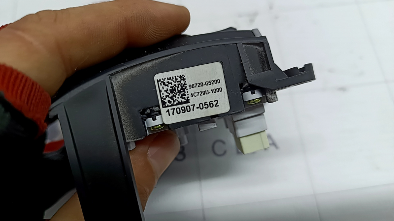 Steering wheel control buttons right Kia Niro 17-22 HEV, PHEV for cruise control, for adaptive