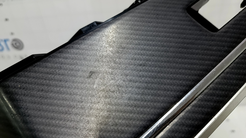 Mitsubishi Outlander 22-26 gearshift lever cover, black with chrome, carbon fiber look, scratches