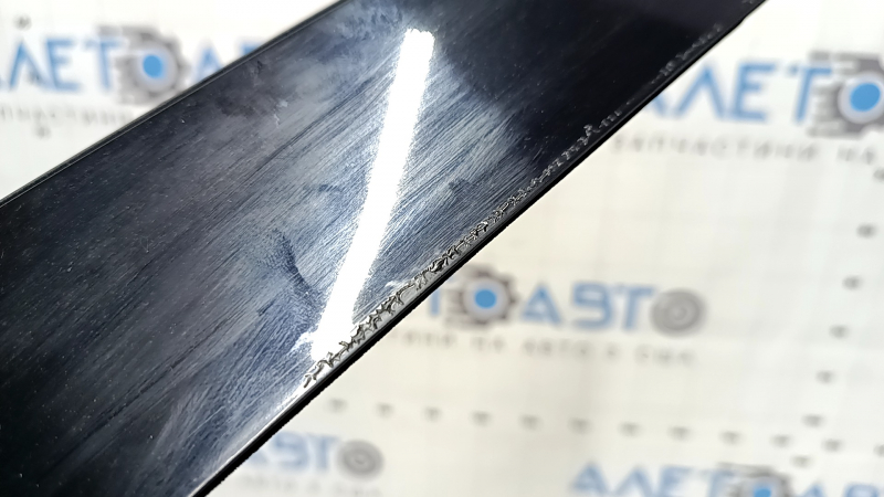 Mitsubishi Outlander 22-26 right rear fender trim, gloss black, blistered paint