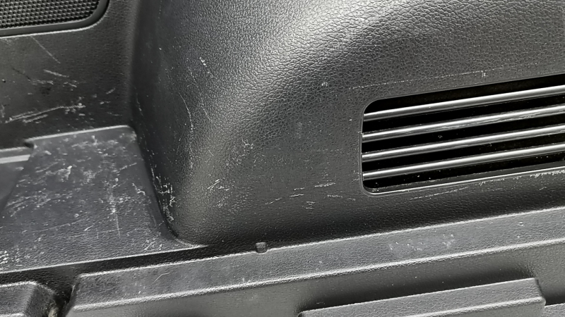 Left arch trim for Hyundai Santa FE 21-23, black, for subwoofer and speaker, Harman Kardon, broken mount, scratches, scuffs, crack