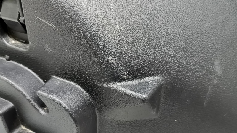 Left arch trim for Hyundai Santa FE 21-23, black, for subwoofer and speaker, Harman Kardon, broken mount, scratches, scuffs, crack