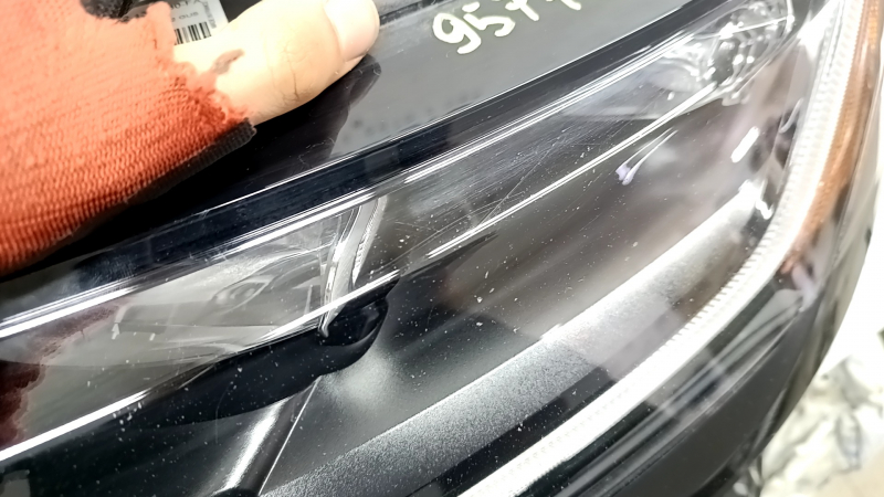 Left front headlight for Land Rover Range Rover Velar 20-20 LED, high beam, scratches, needs polishing