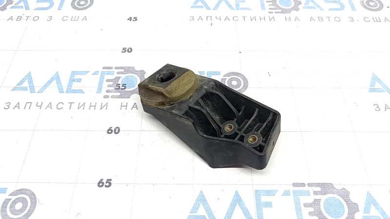 Upper right radiator bracket for Land Rover Range Rover Velar 18-20 2.0T, 3.0T, 5.0T plastic