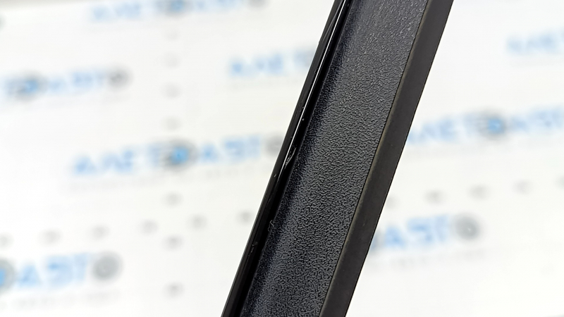 Right windshield molding for Hyundai Santa FE 19-23, gloss black, scratches, peeling seal, broken mount