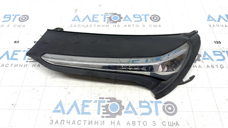 Left muffler cap for Honda Accord 18-18 EXL, touring, chrome structure, missing fragment, broken fasteners, crack