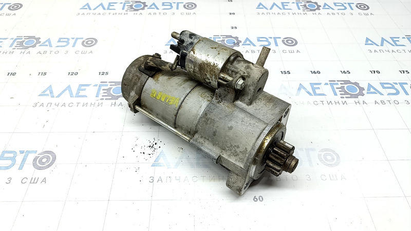 The starter on a Land Rover Range Rover Velar 18-26 2.0T has a broken breather.