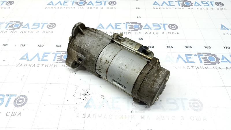 The starter on a Land Rover Range Rover Velar 18-26 2.0T has a broken breather.