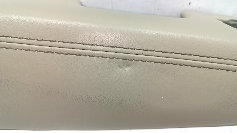 Armrest trim panel door front left Jeep Grand Cherokee WK2 14-17 beige leather, butts