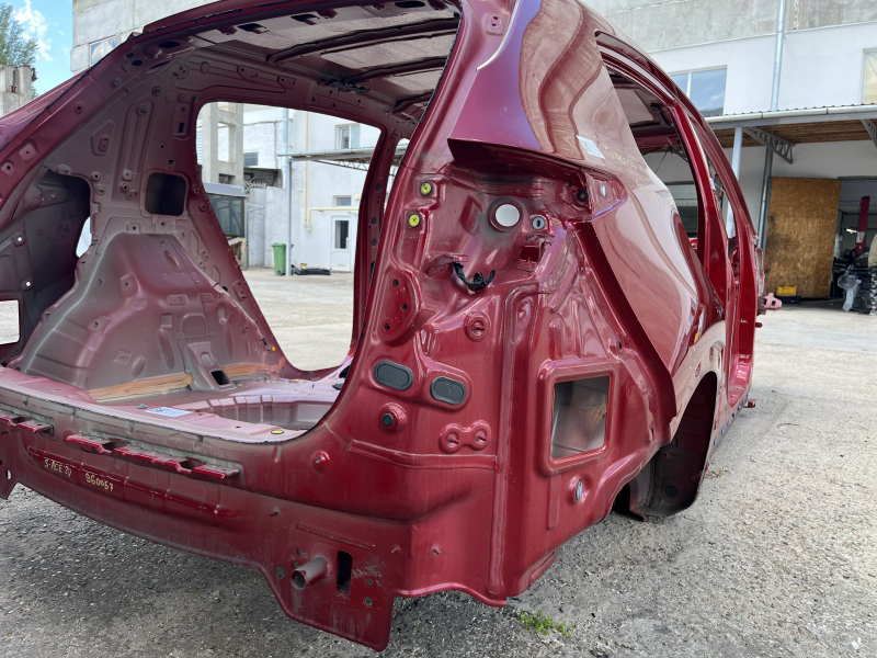 Kia Sportage 20-22 rear right quarter wing on the body, red, bumpers